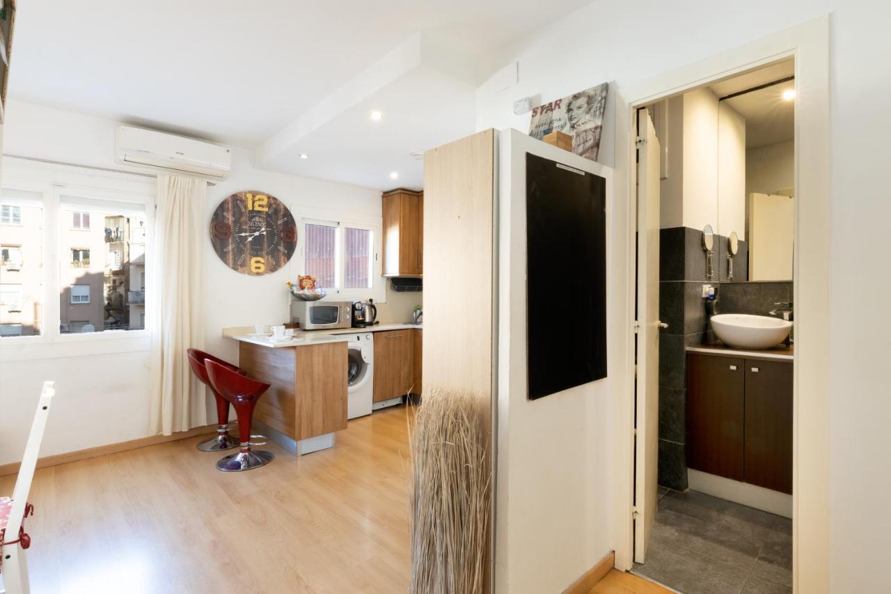 Cute Apartment In Sants Station With Hbo & Alexa & Ac Барселона Екстер'єр фото