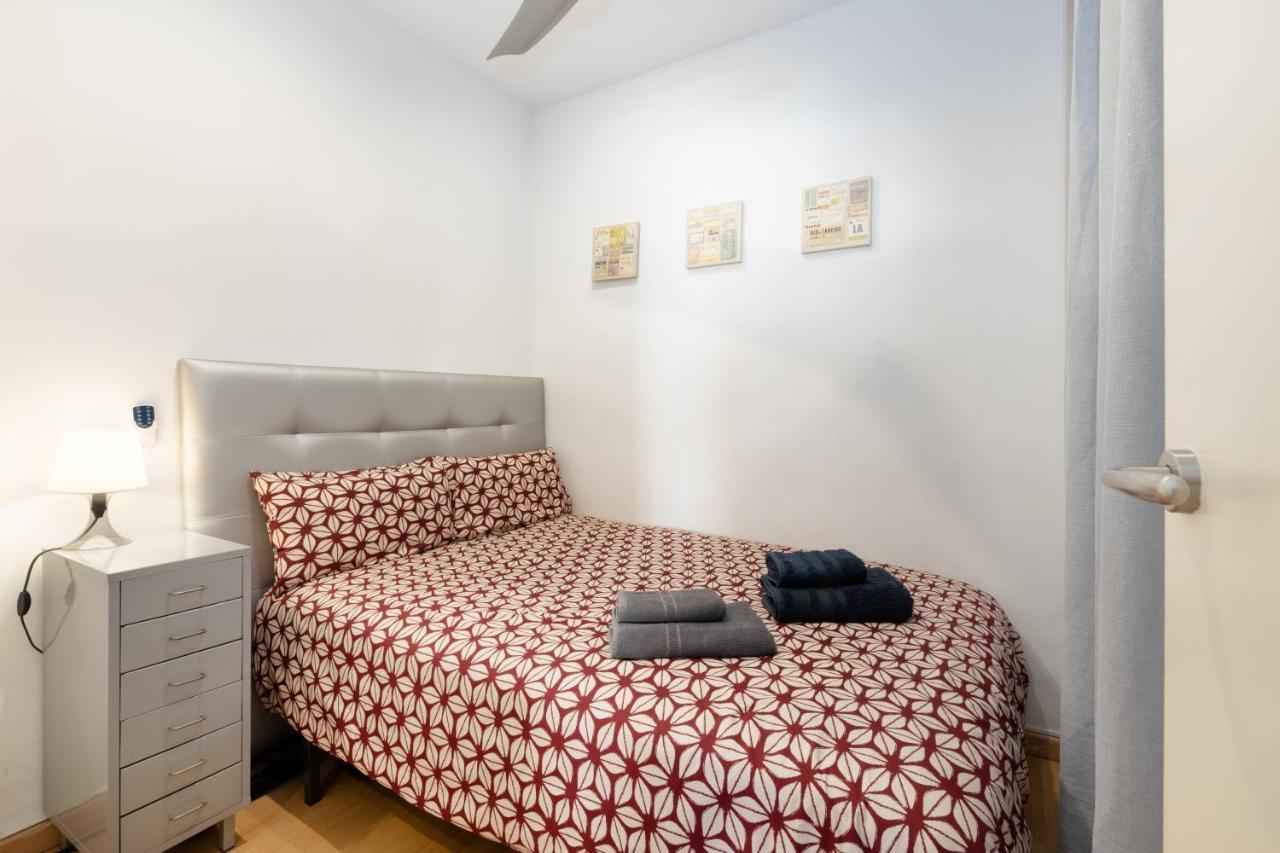 Cute Apartment In Sants Station With Hbo & Alexa & Ac Барселона Екстер'єр фото