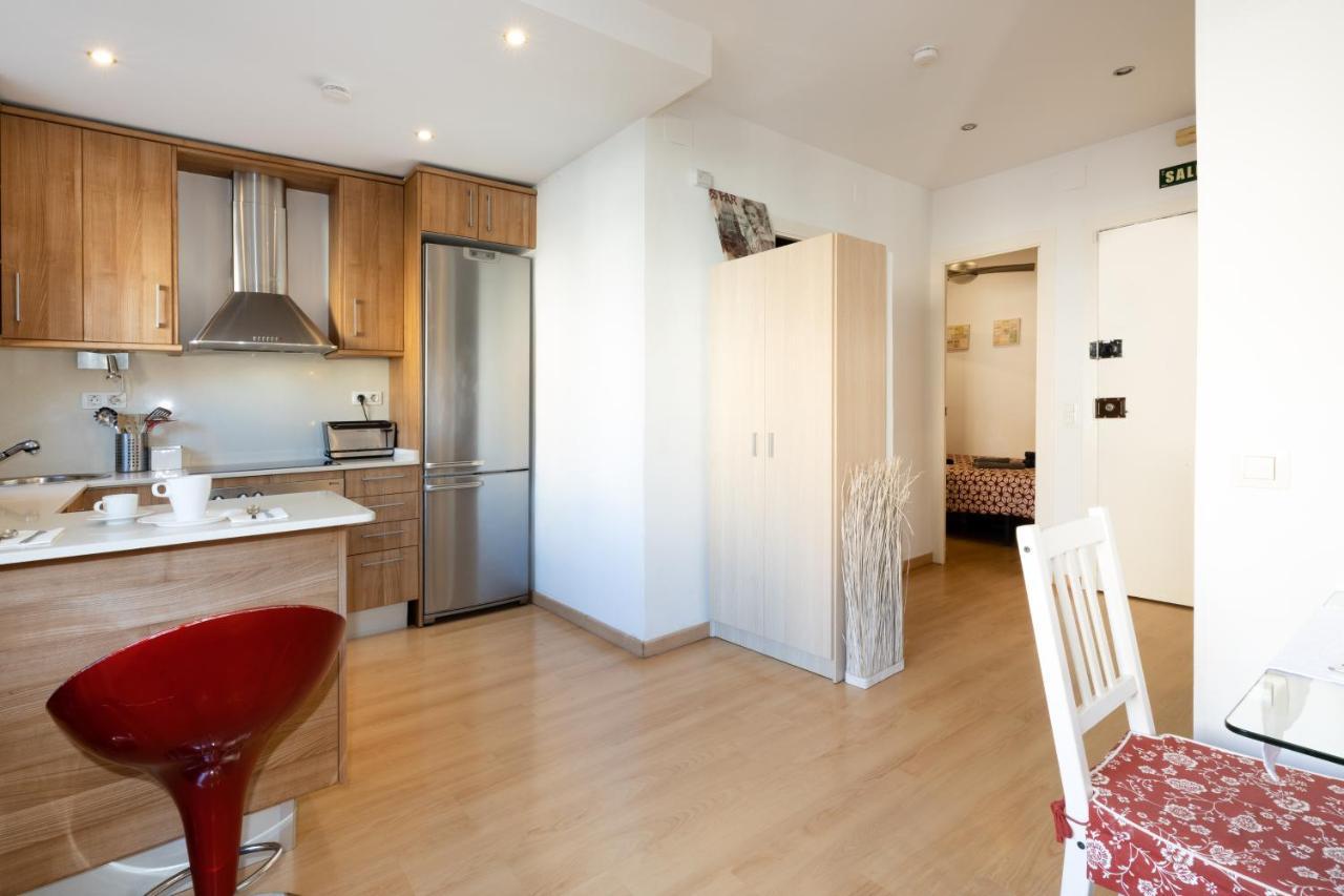 Cute Apartment In Sants Station With Hbo & Alexa & Ac Барселона Екстер'єр фото