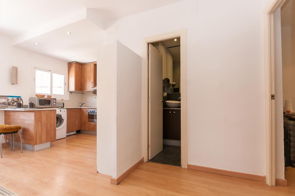 Cute Apartment In Sants Station With Hbo & Alexa & Ac Барселона Екстер'єр фото